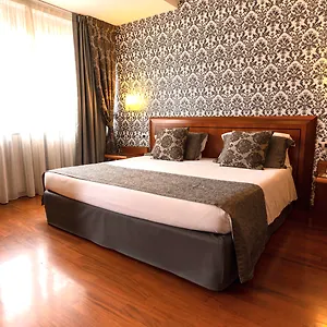 4* فندق مونتريسور بالاس