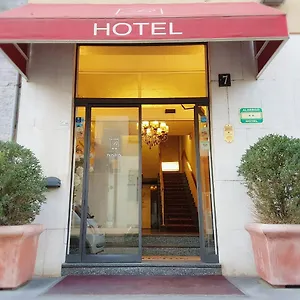 ** Hotel Boston Italia